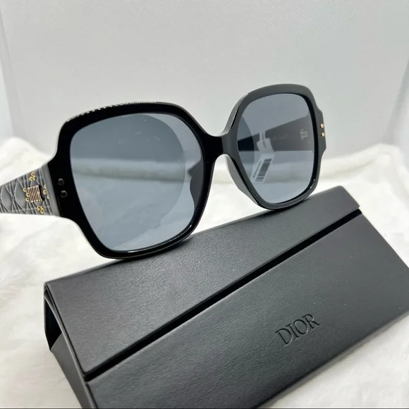 Dior | Accessories | Dior Sunglasses New Authentic Classic  display picture 1